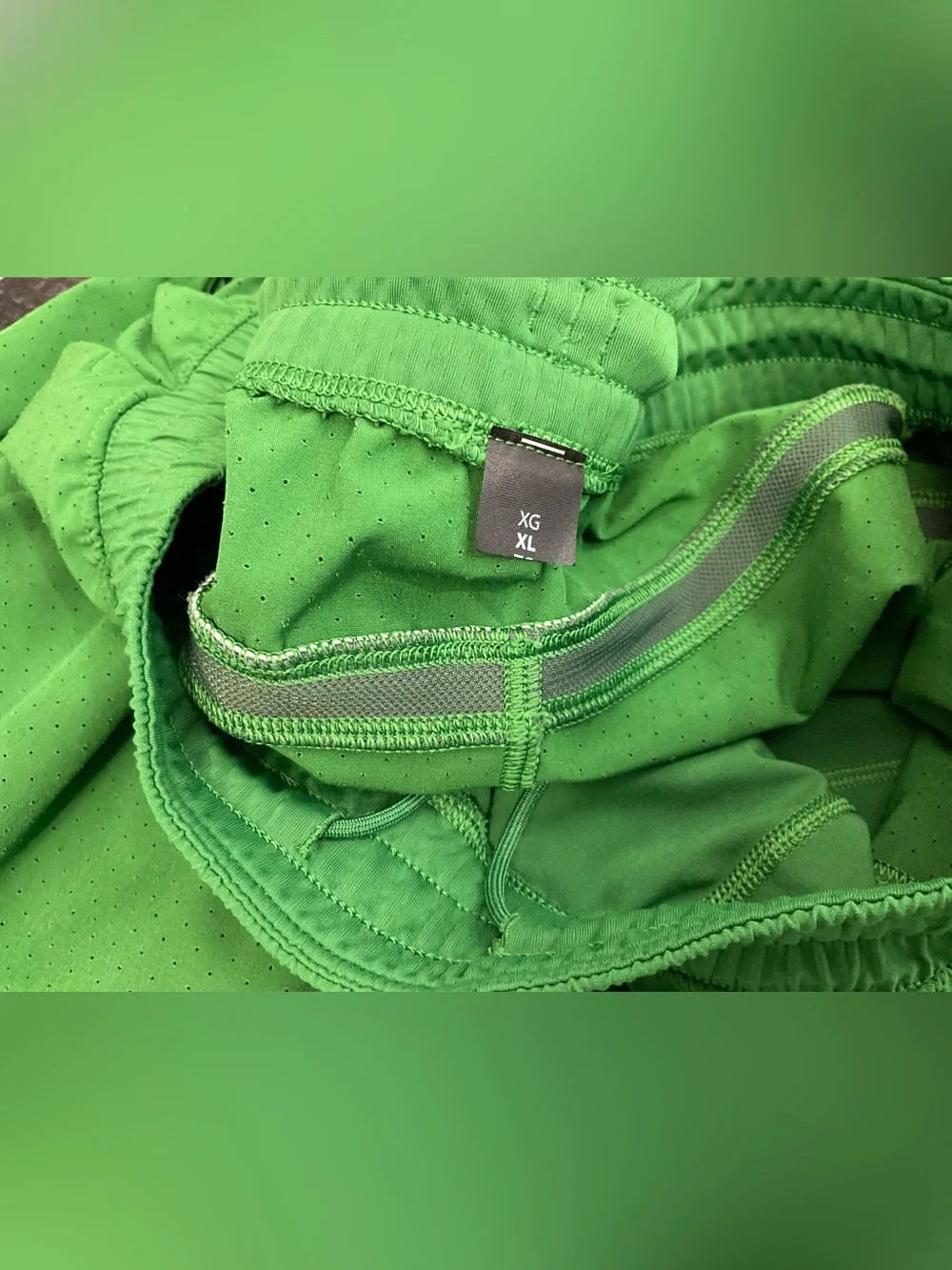 Lululemon Pace Breaker Shorts - 7” - Linerless - GREEN size XL T51
